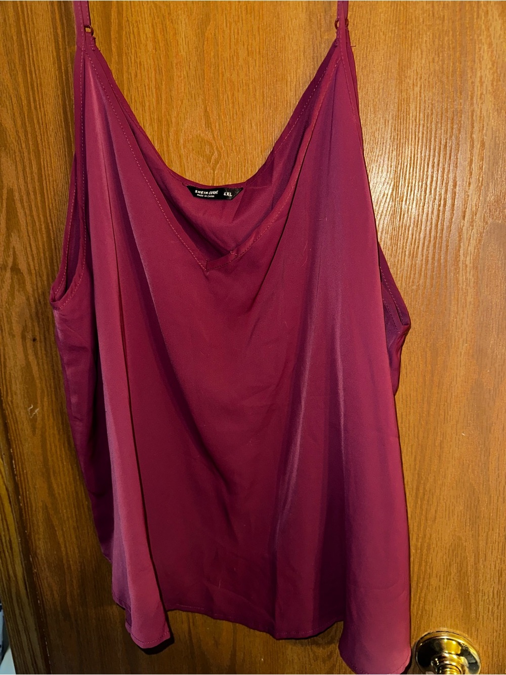 Burgundy Tank Top 4x